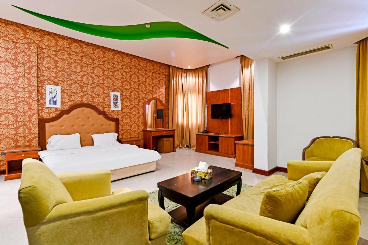 Oyo 118 Revira Hotel Manama Exterior photo