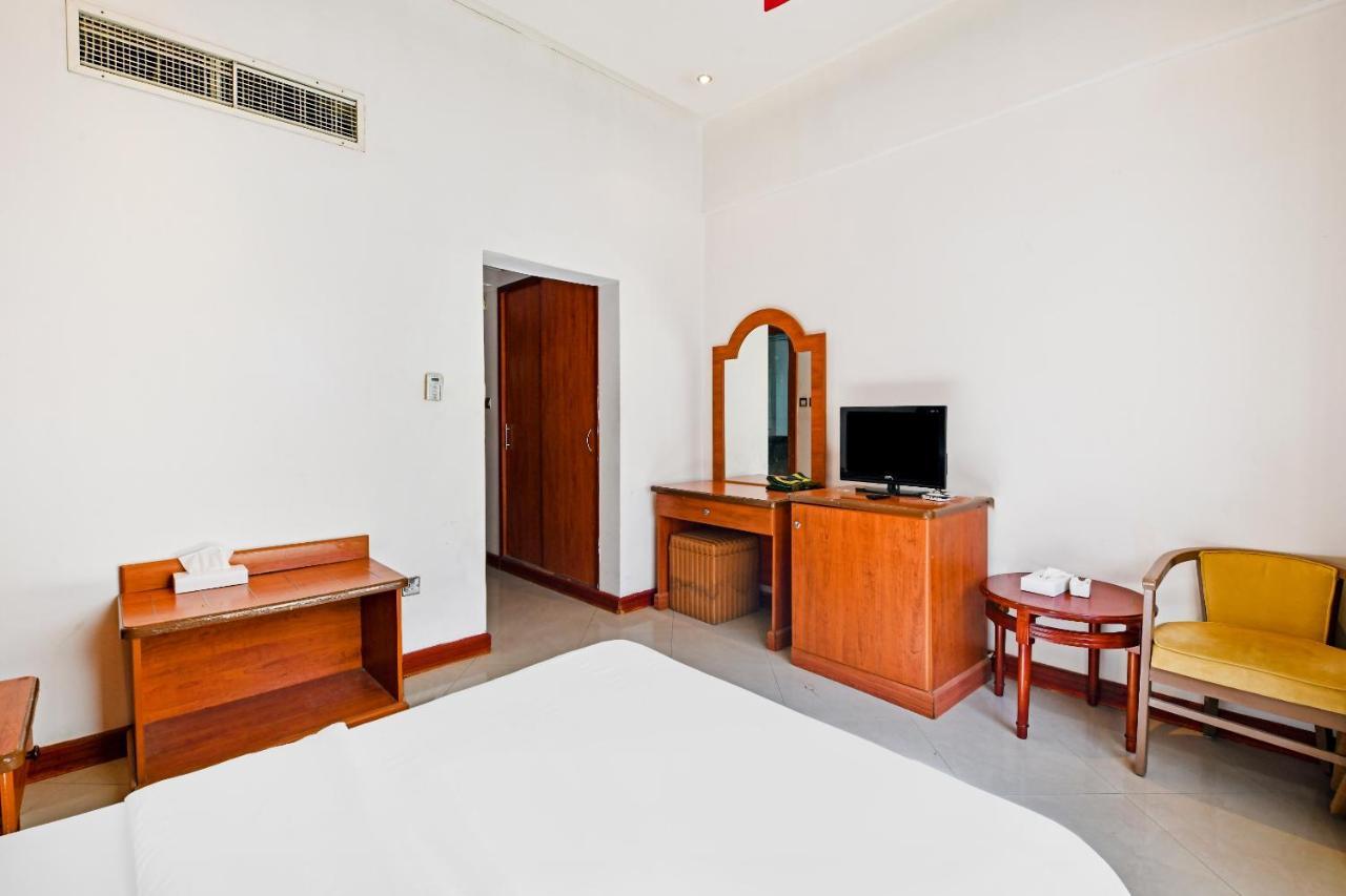Oyo 118 Revira Hotel Manama Exterior photo
