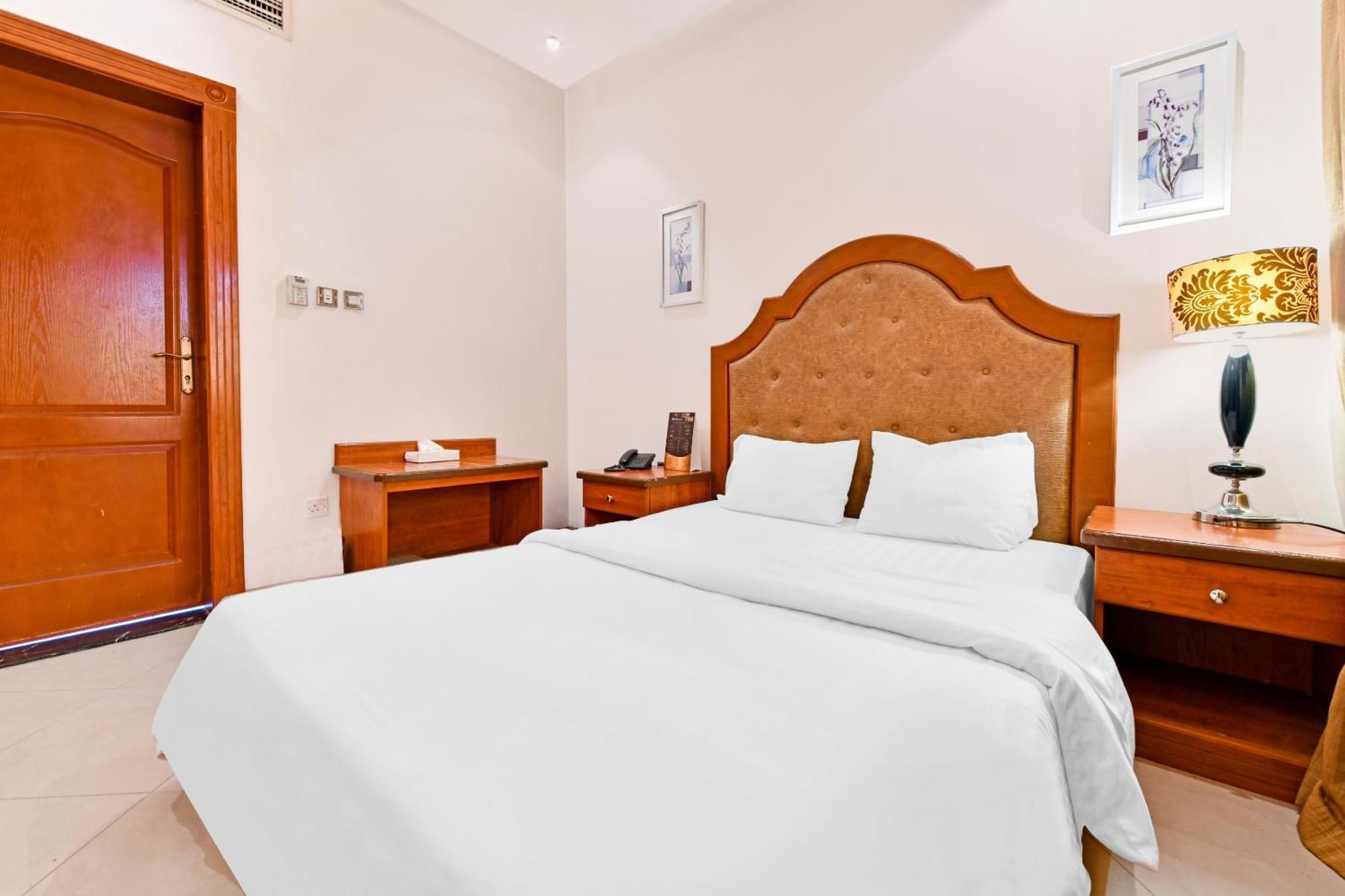 Oyo 118 Revira Hotel Manama Exterior photo